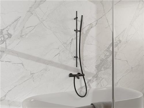 Fortifura Calvi Badkraan - met glijstangset - staafhanddouche - metalen doucheslang - mat zwart